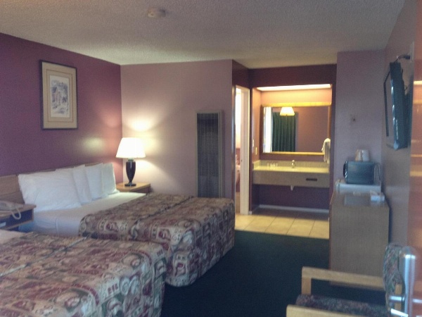 Blue Seal Inn image 1